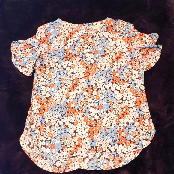 LOFT Floral Flutter Sleeve Blouse - Picture 2 of 3
